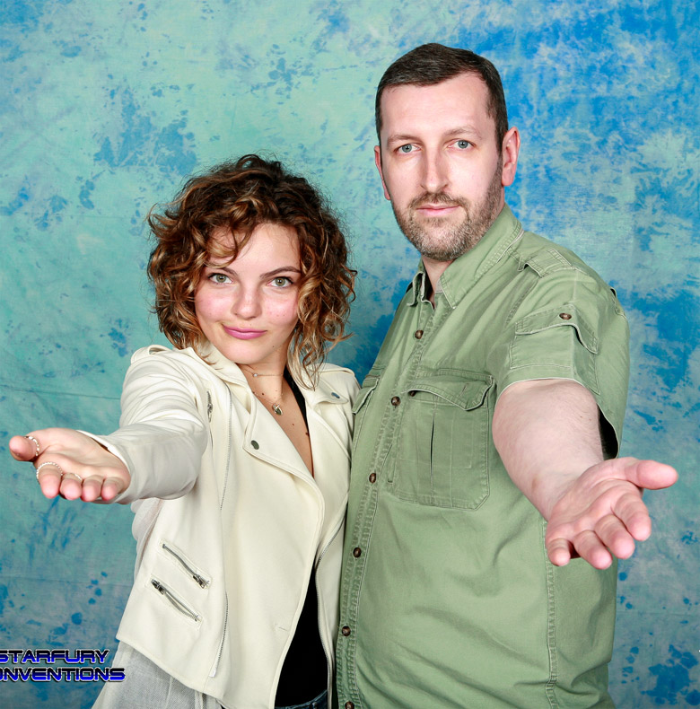 How tall is Camren Bicondova