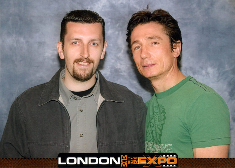 How tall is Dominic Keating