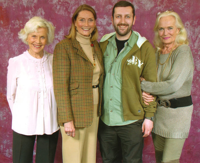 Honor Blackman at Memorabilia convention