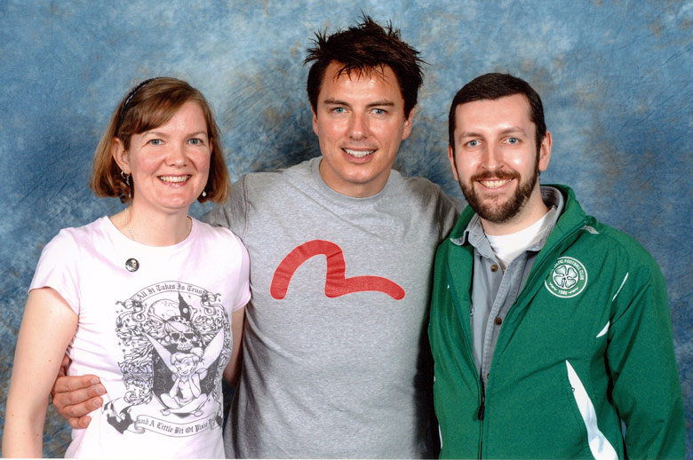 How tall is John Barrowman