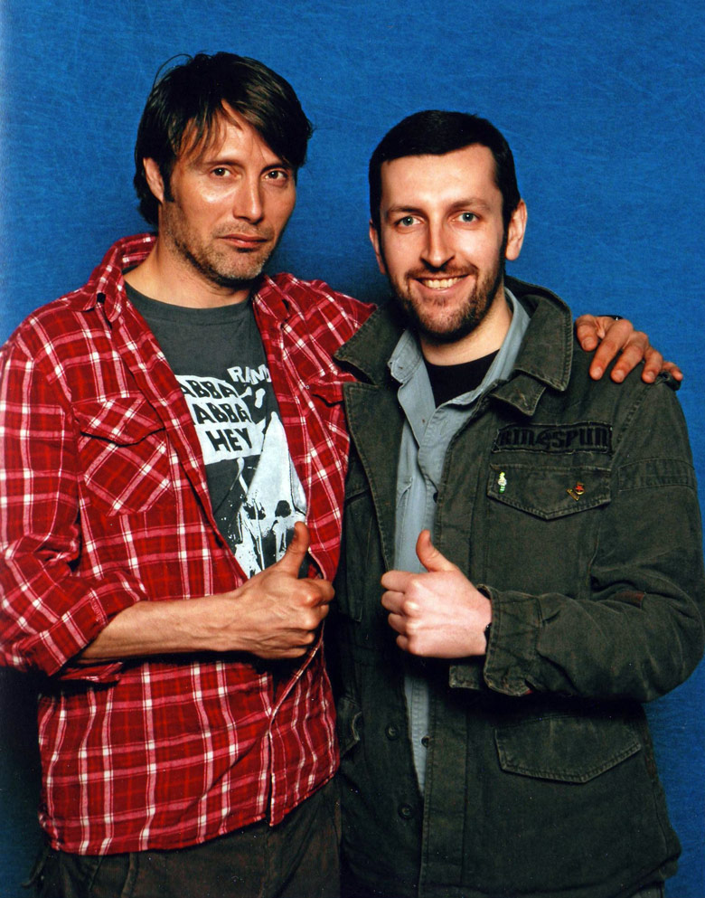 How tall is Mads Mikkelsen