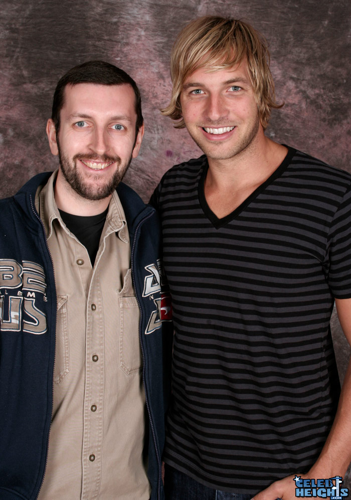 How tall is Ryan Hansen