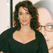 Height of Annabella Sciorra