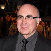 Height of Bob Hoskins