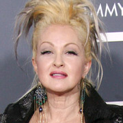 Height of Cyndi Lauper