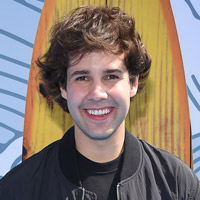 Height of David Dobrik