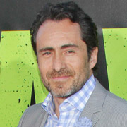 Height of Demian Bichir