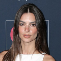 Height of Emily Ratajkowski