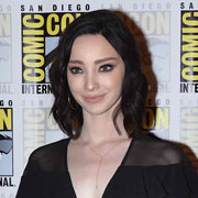 Height of Emma Dumont