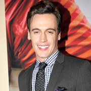 Height of Erich Bergen