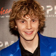 Height of Evan Peters