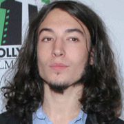 Height of Ezra Miller