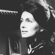 Height of Gayle Hunnicutt