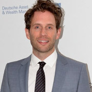 Height of Glenn Howerton