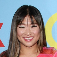 Height of Jenna Ushkowitz