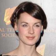 Height of Jessica Raine