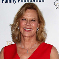 Height of JoBeth Williams