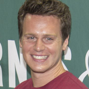 Height of Jonathan Groff