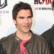 Height of Kelly Jones