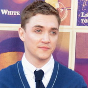 Height of Kyle Gallner