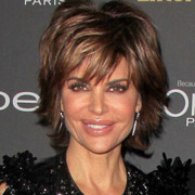 Height of Lisa Rinna