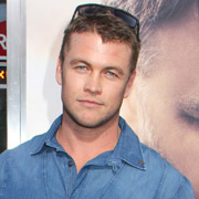 Height of Luke Hemsworth