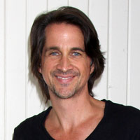 Height of Michael Easton