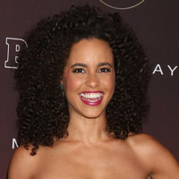 Height of Parisa Fitz-Henley