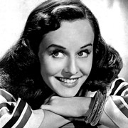 Height of Paulette Goddard