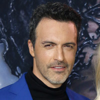 Height of Reid Scott