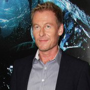 Height of Richard Roxburgh