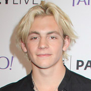 Height of Ross Lynch