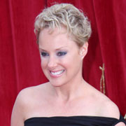 Height of Sally Dynevor