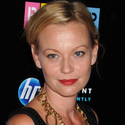 Height of Samantha Mathis