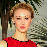 Height of Sarah Gadon