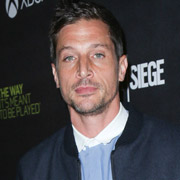 Height of Simon Rex