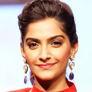 Height of Sonam Kapoor