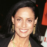 Height of Sonia Braga