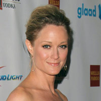 Height of Teri Polo