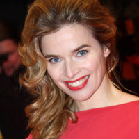 Height of Thekla Reuten