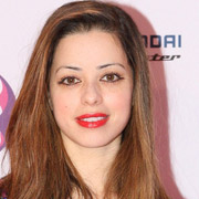 Height of Tina Barrett