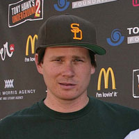 Height of Tom DeLonge