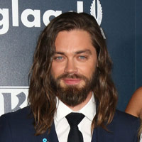 Height of Tom Payne