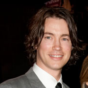 Height of Tom Wisdom