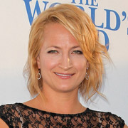 Height of Zoë Bell