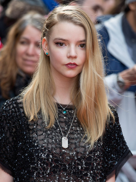 How tall is Anya Taylor-Joy