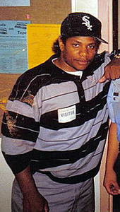 How tall is Eazy E