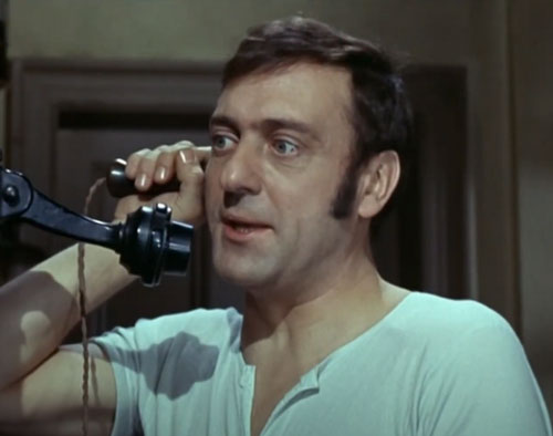 How tall is Harry H. Corbett