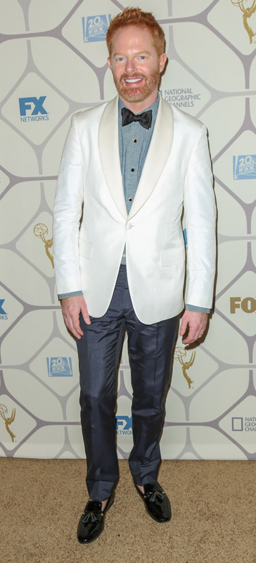 How tall is Jesse Tyler Ferguson