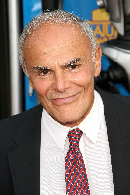 How tall is John Saxon